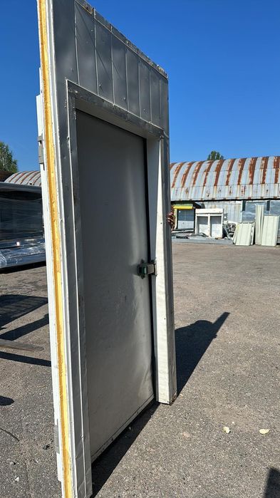 Двери холодильные