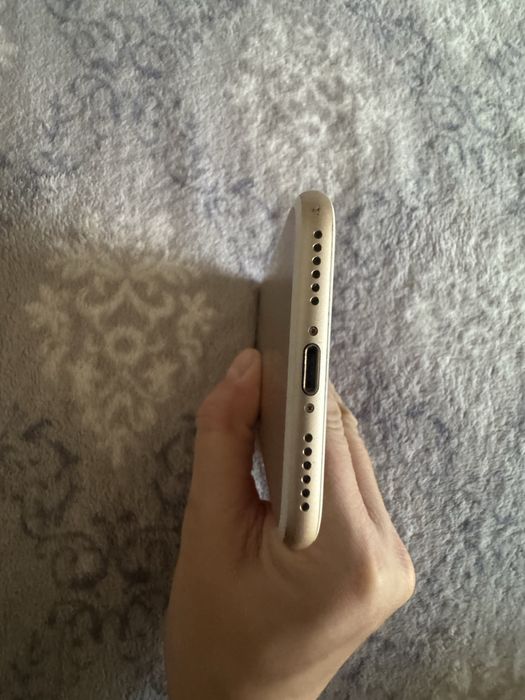 Iphone 7 32 GB Złoty