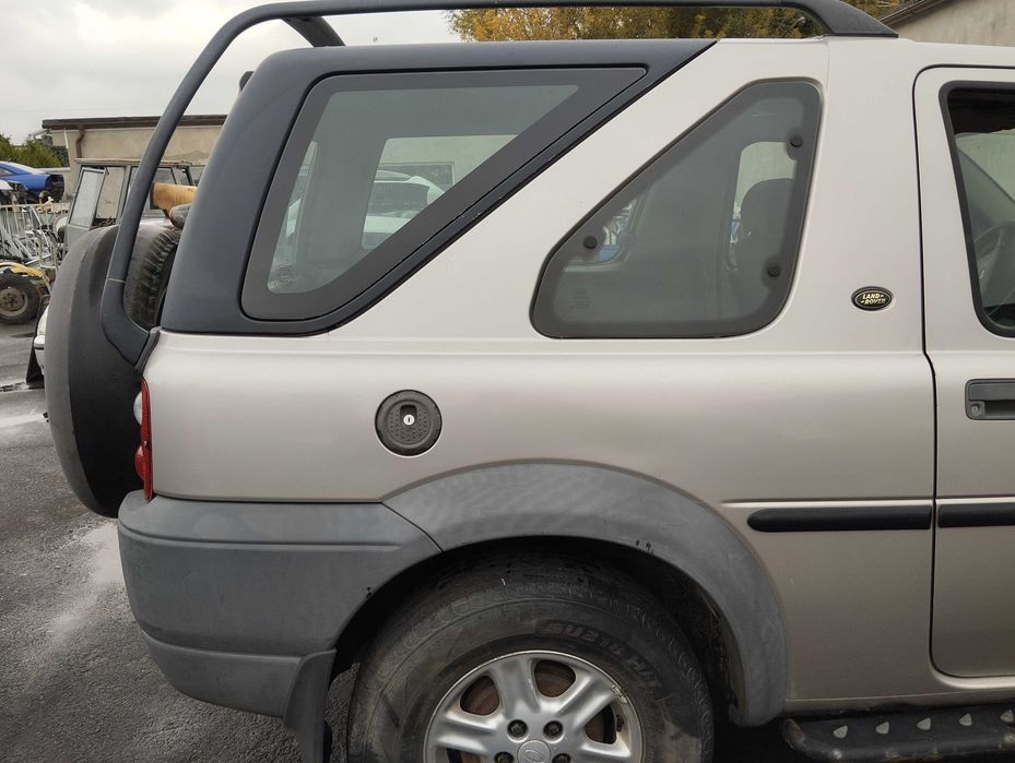 Land Rover Freelander 1.8i 3D 1999r.Błotnik tylny prawy.