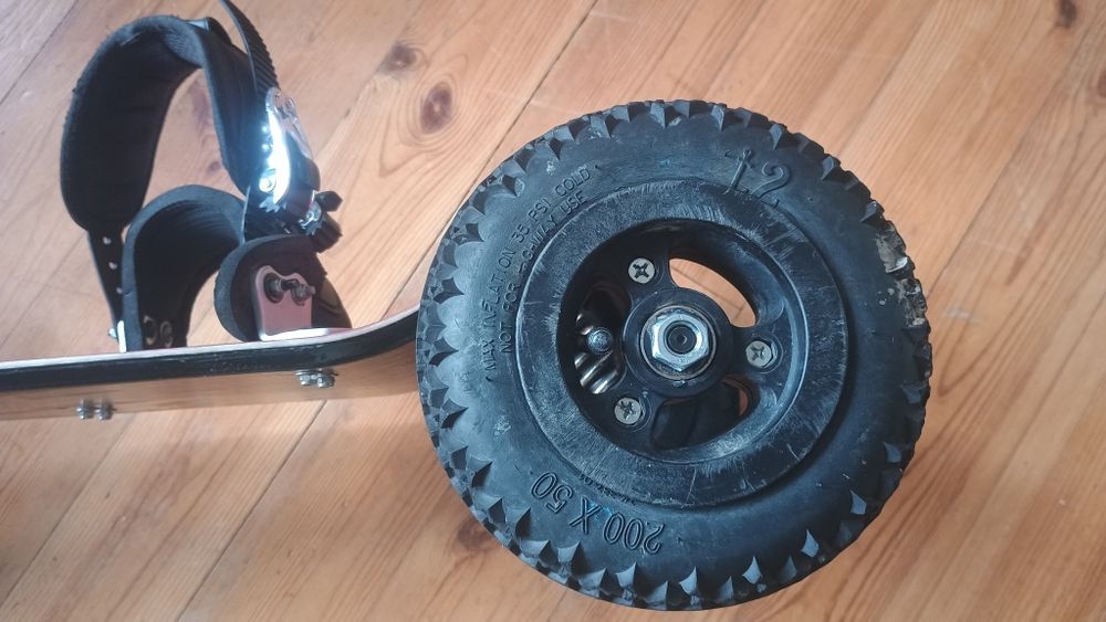 Mountainboard Akande Vertigo jak MBS Comp 95