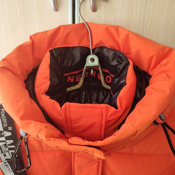 Куртка зимняя на девочку 152 см