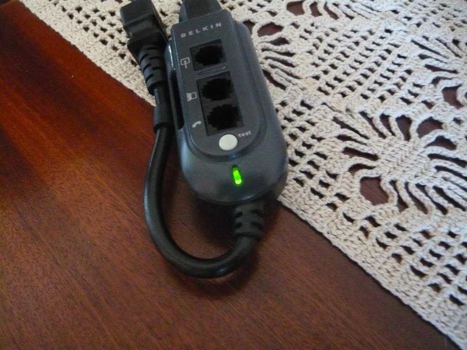Belkin Surge Protector for Laptop424981331318548481
