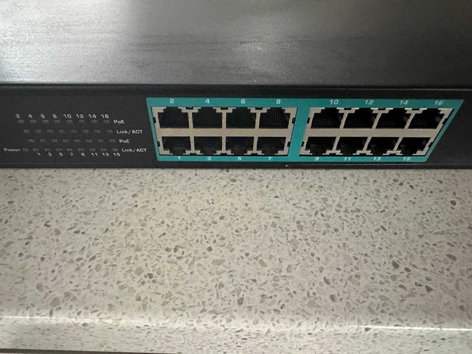 Switch TRENDnet TPE-T160H 16-portowy przełącznik 10/100 Mbps PoE+