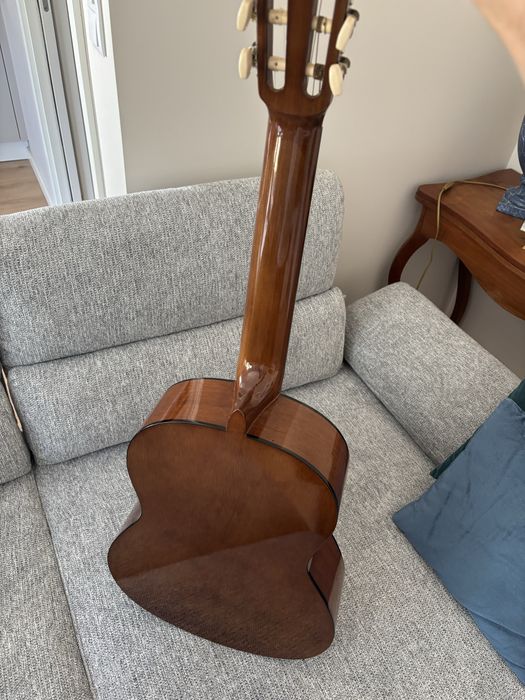 Guitarra Yamaha C40