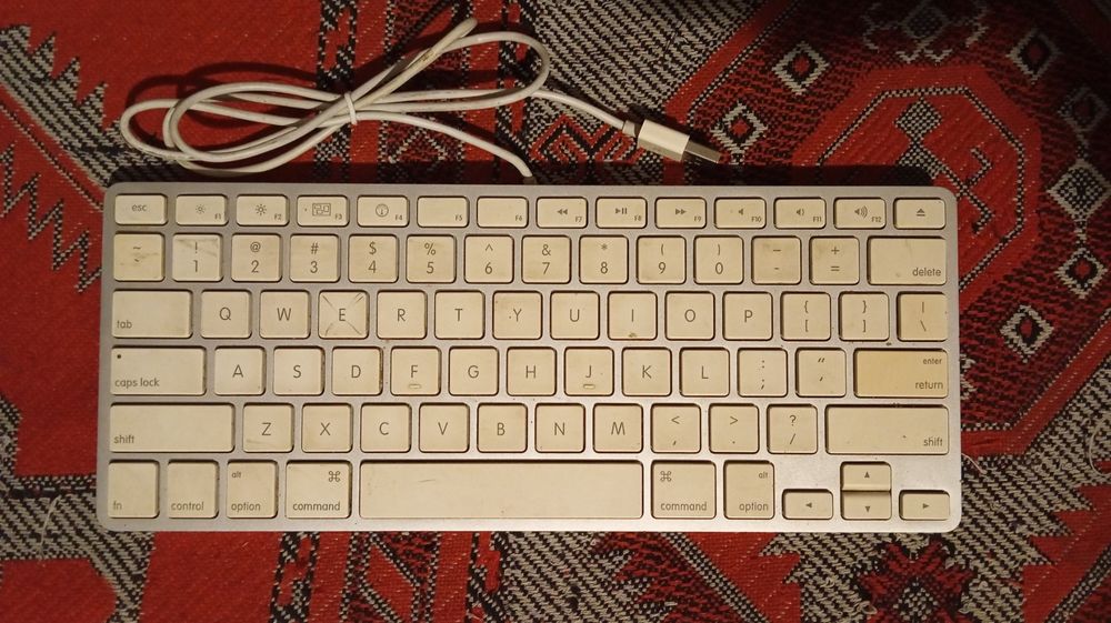 Клавіатура Apple A1242 ( Вживана )