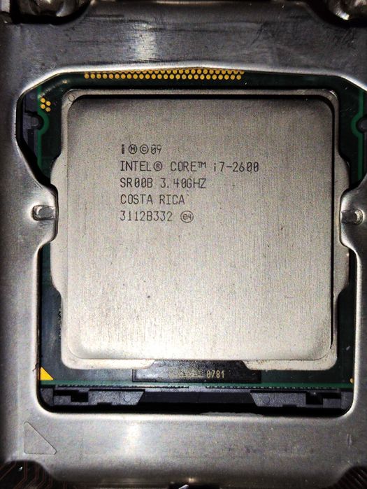 Материнська плата ASUS Sabertooth p67+Intel core i7 2600+6 gb озп.