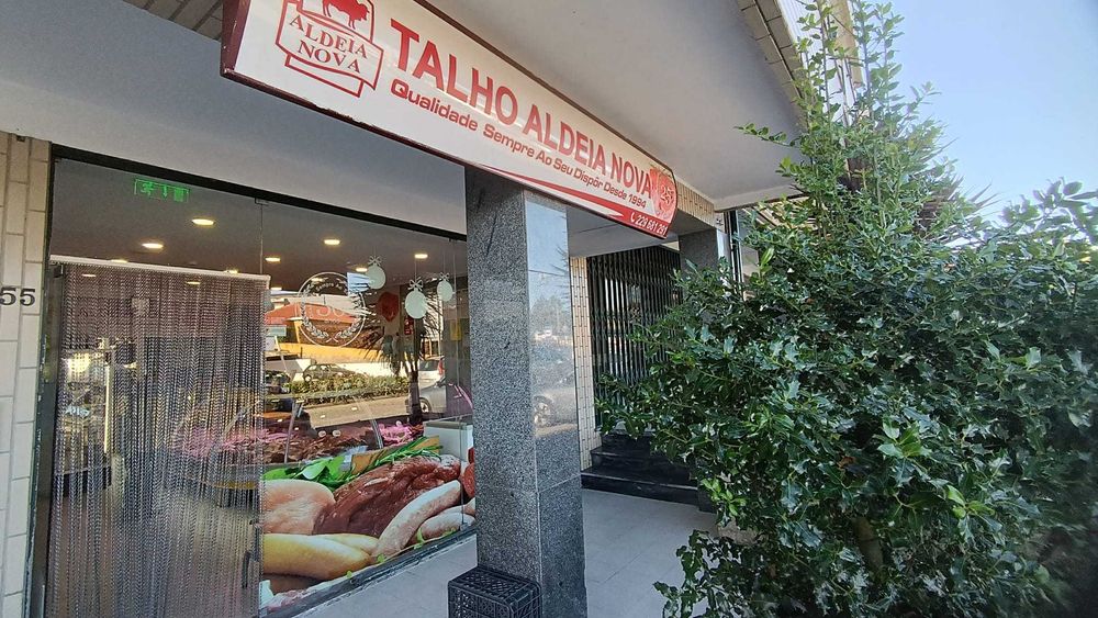 Vendo Talho com 80m2 e todo o recheio