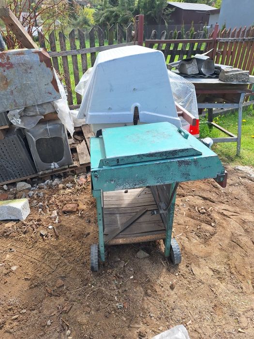 Grill gazowy zielony
