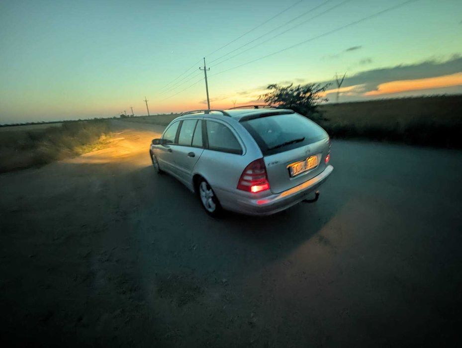 Mercedes-Benz C200 W203