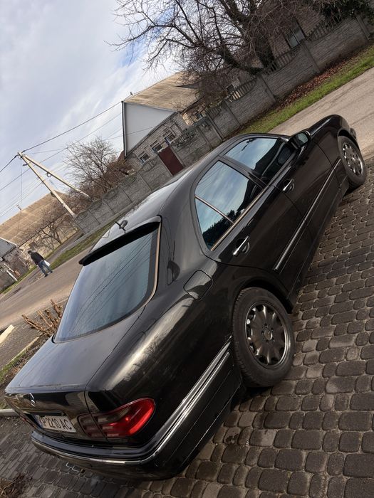 Продам Mercedes W210 3.2 dizel