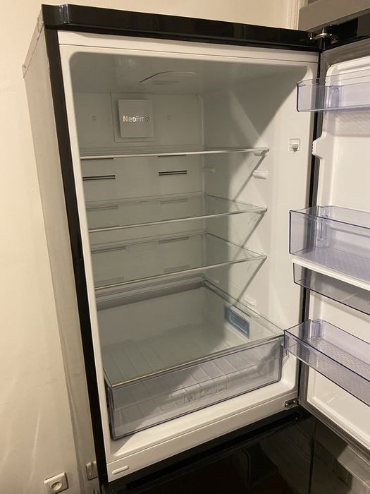 Lodowka Beko z waterdispenserem