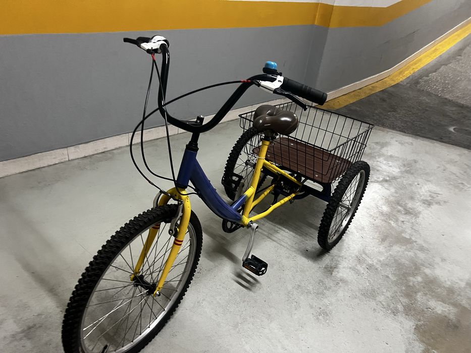 Triciclo para adulto