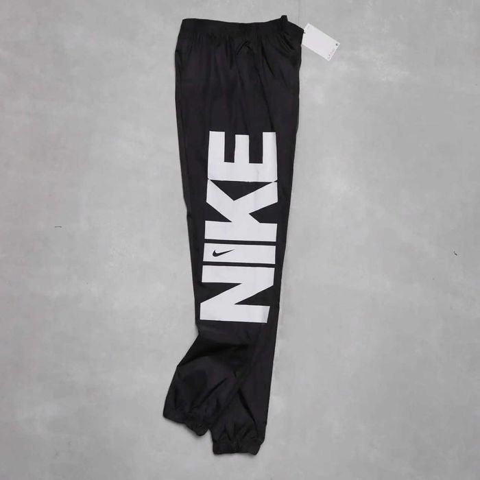 Спортивные штаны мужские Nike плащевка осенние весенние найк