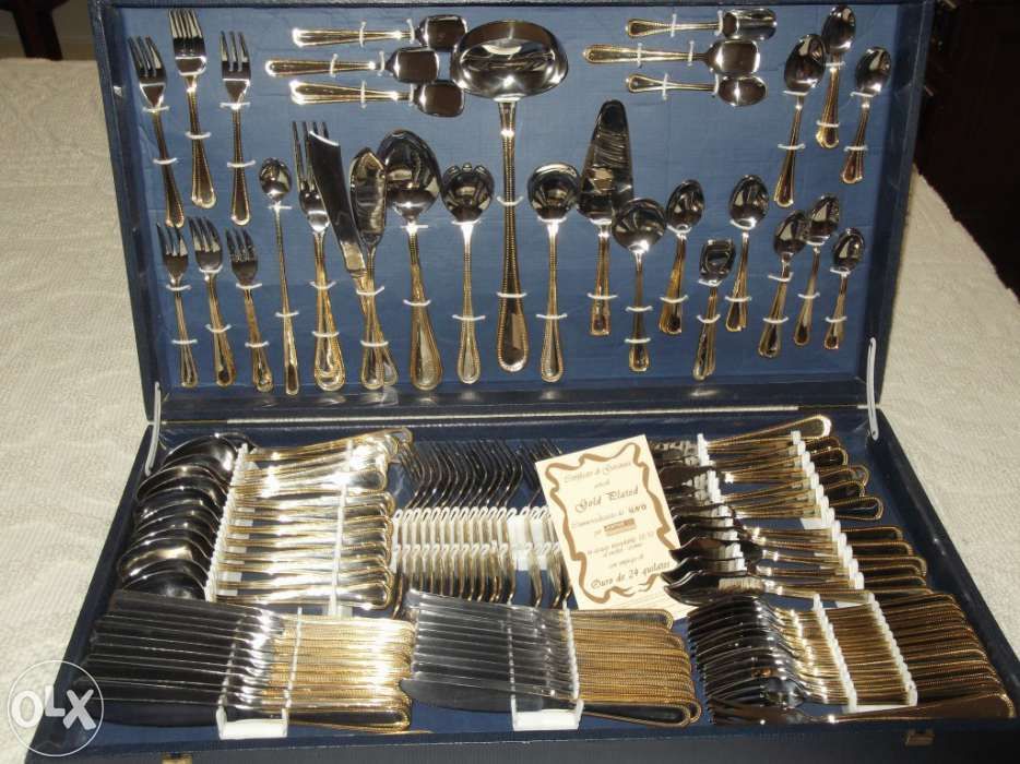 Vendo Faqueiro bordado a ouro