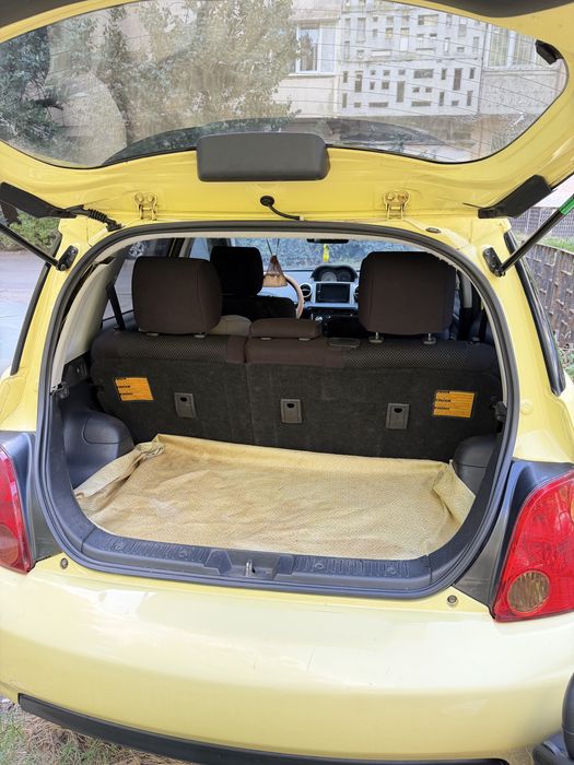 Продам Toyota Scion 2004