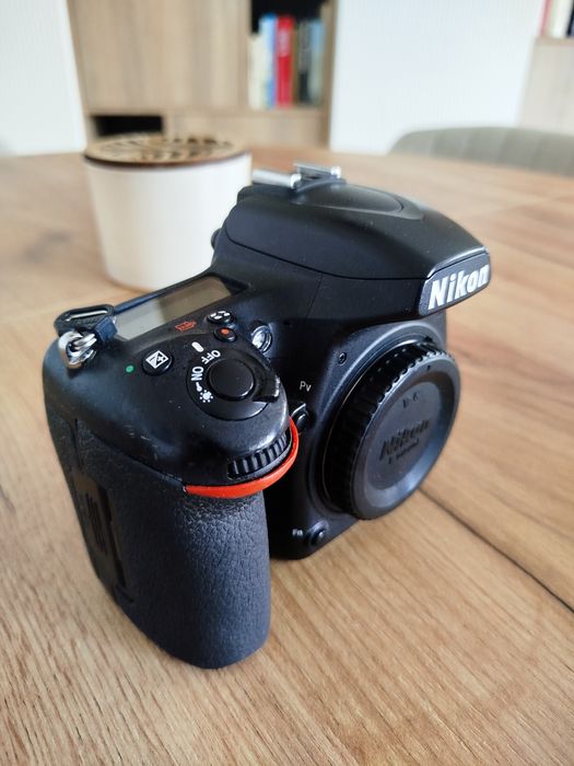 Nikon d750 pilne