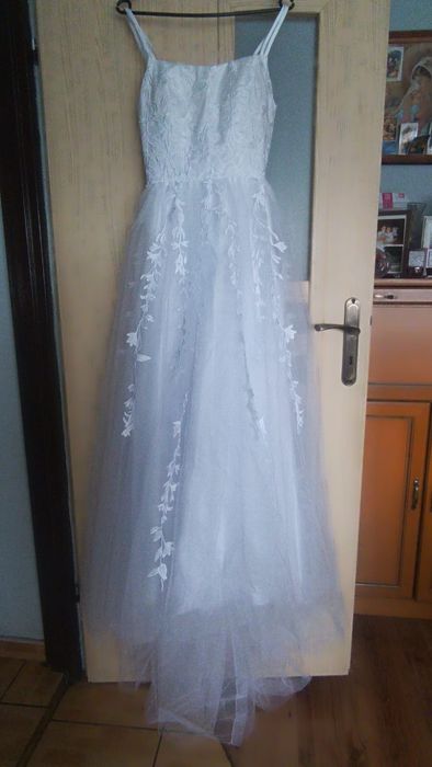 Piękna suknia ślubna