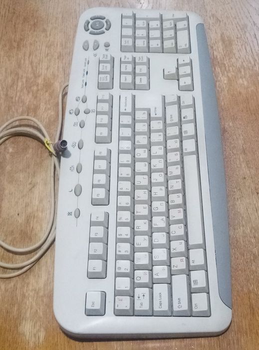Клавіатури BTC 9000A.,та A4TECH KB-6.,б/в.