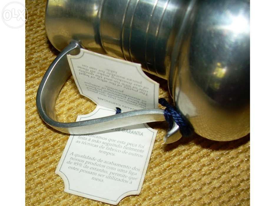 Peça para decoração em estanho (10cm altura e fundo 5cm)