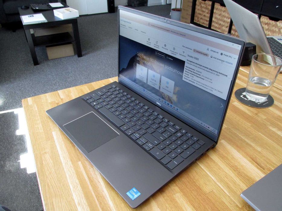 Dell Vostro 5502 15" i5 16GB 256GB laptop notebook (89)