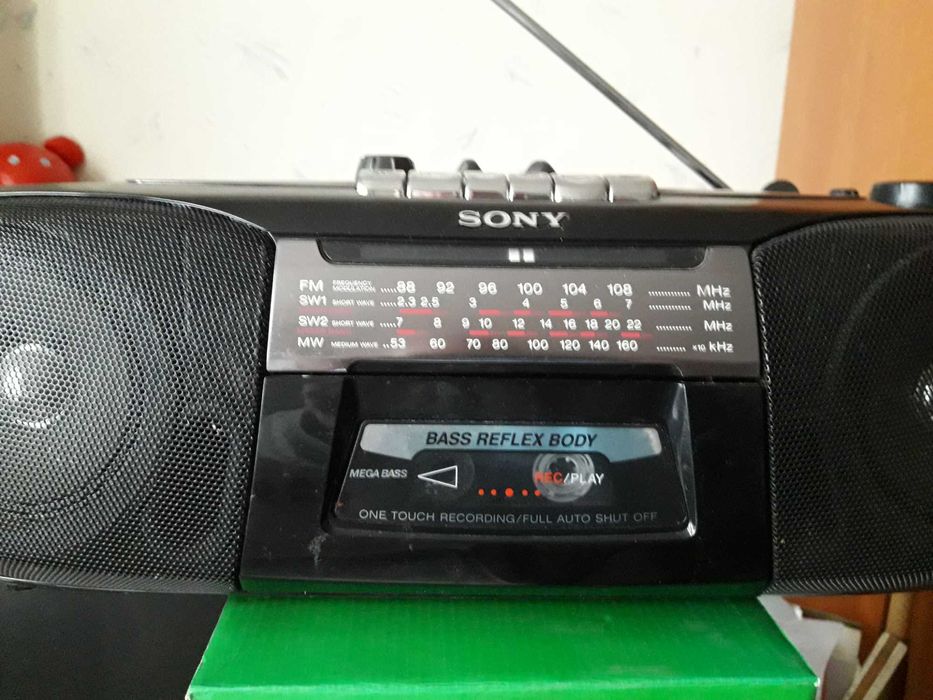 Кассетный магнитофон  SONY  CFS-B5S MK2  Japan