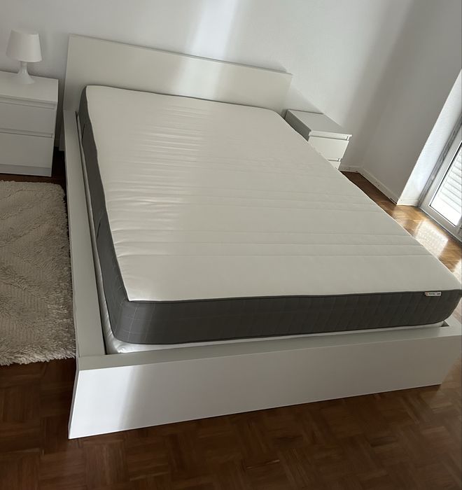 Cama de Casal IKEA Malm