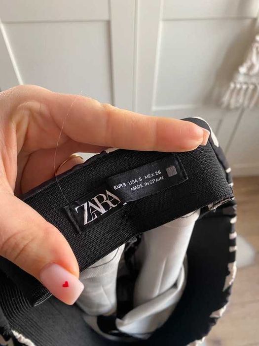 spodnie rozszerzane dzwony zwierzęcy wzór zara basic sesja wysoki stan