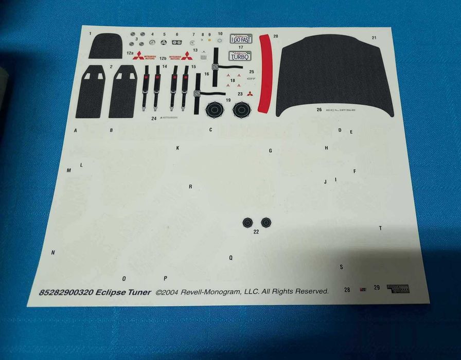 Kit plástico modelismo Mitsubishi Eclipse Revell 1/25