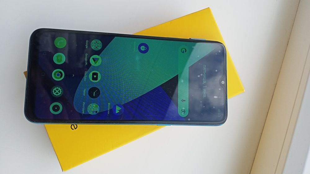 Realme c3 3/64g реалмі