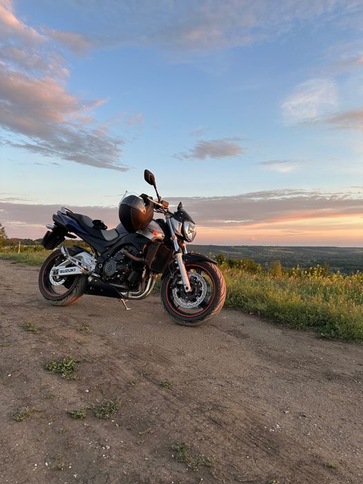 Продаж Suzuki GSR