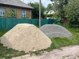 Пісок річковий і щебінь. Песок речной, щебень, супесь и суглинок