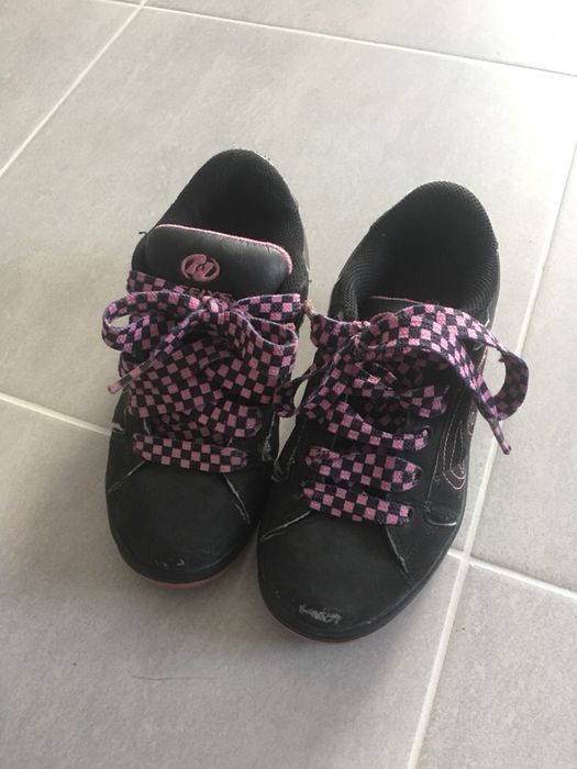 Buty na kółkach z kółkami 33