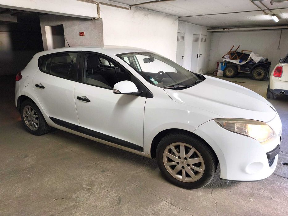 Renault megane 2011, 110 cv, a/c, 2 lugares, impecável