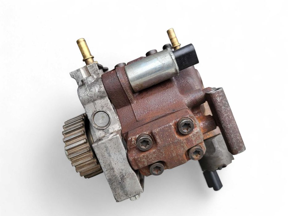 ТНВД топливный насос Citroen C5 C6 Peugeot 407 607 2.7 HDI