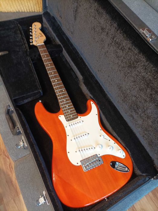 Gitara elektryczna Squier Stratocaster by Fender