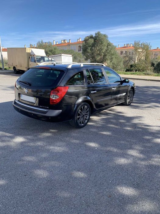 Renault Laguna 2.0 dCi 2006 – Familiar Espaçoso e Confortável