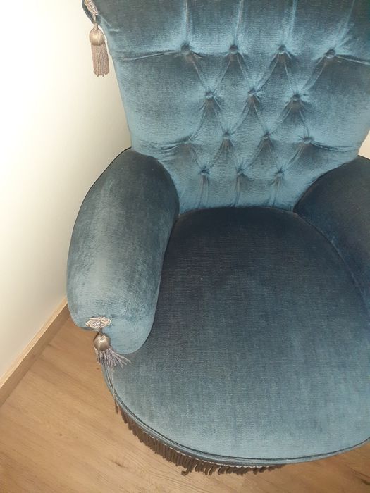 Poltrona cadeirão vinted de veludo azul