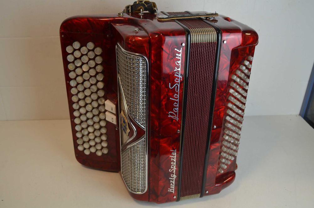 Acordeao Paolo Soprani Especial 2 voz.N P