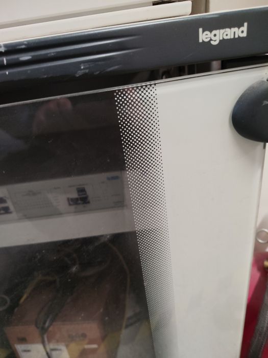 Rack de Rede Legrand 82x60x60 + Switch 3Com SuperStack II 24 Porta