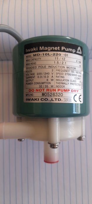 Bomba Magnética Iwaki MD-10L-220-01 — Nova (Nunca Usada)