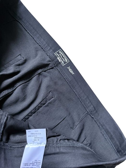 Levi’s signature gold joggers W38,  stan bardzo dobry
