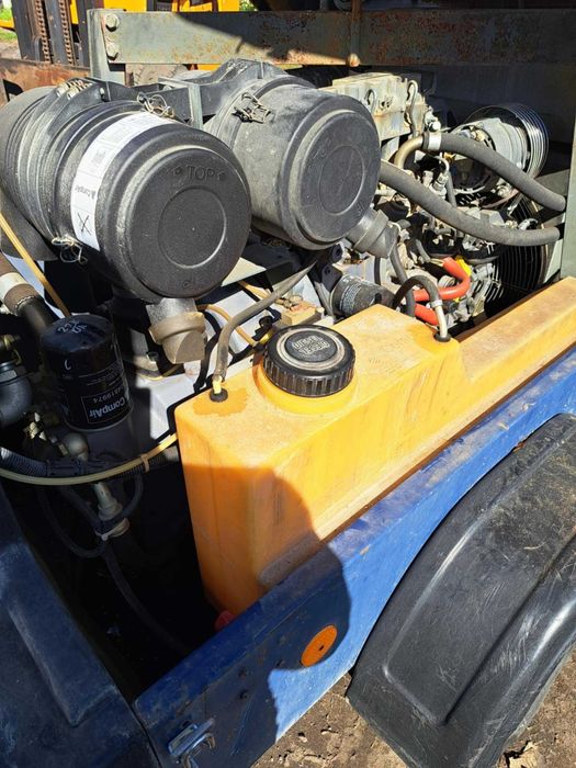 Sprężarka spalinowa Compair C38 kompresor śrubowy silnik DEUTZ