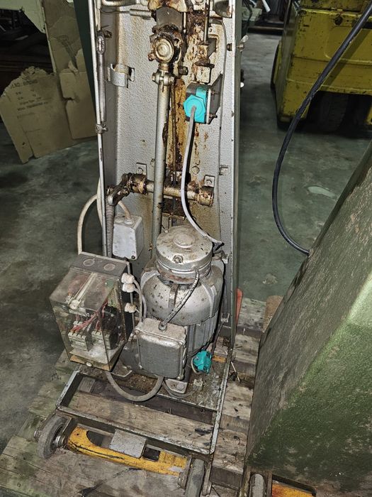 Arrolhador Vertical trifasico para reparação
