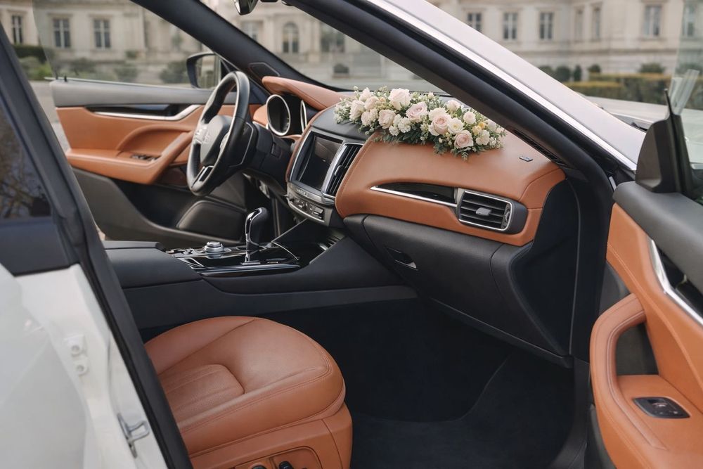 Wynajem Egzotyczne Auto Premium do Ślubu - Maserati Levante - Warszawa