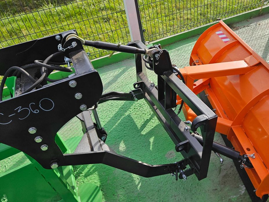 PŁUG ŚNIEŻNY prosty lub łamany euro/tuz/sms/tłok/wózek widł. C330/360