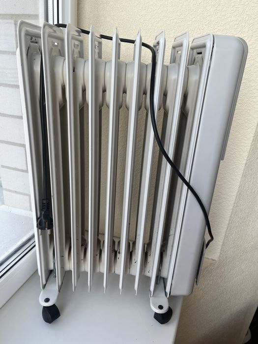 Масляний обігрівач Radel,Iталія