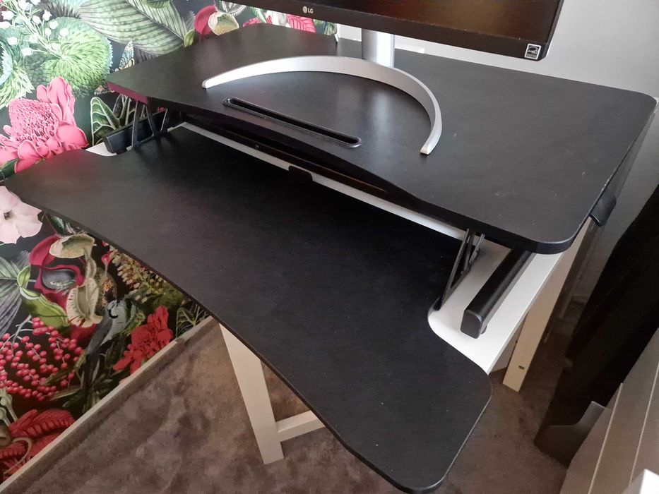 Przenośne biurko z regulacją wysokości nadstawka do biurka