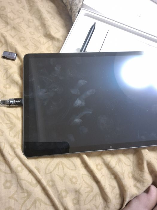Планшет samsung galaxy tab s9 не вмикається не битий