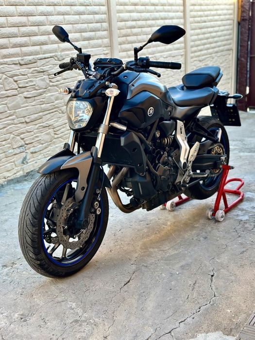 Yamaha mt 07 2017г.