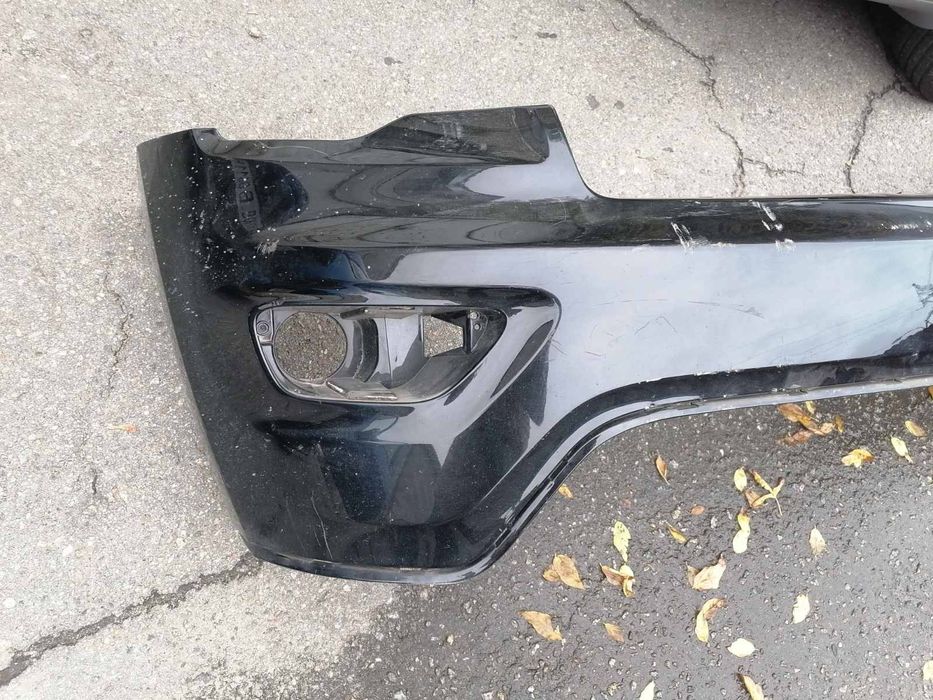 Передний бампер Cherokee